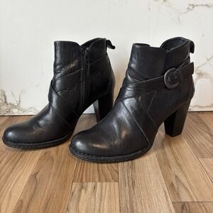 BORN Shola Womens Ankle Booties Boots Black Leather Side Zip US 7.5 EU 38.5 Moto